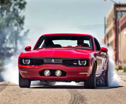 Red Equus Bass 770