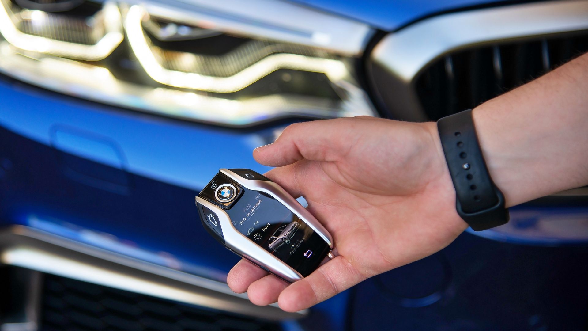 15 Hidden Features Your Car's Key Fob Might Have That You Don't Know About