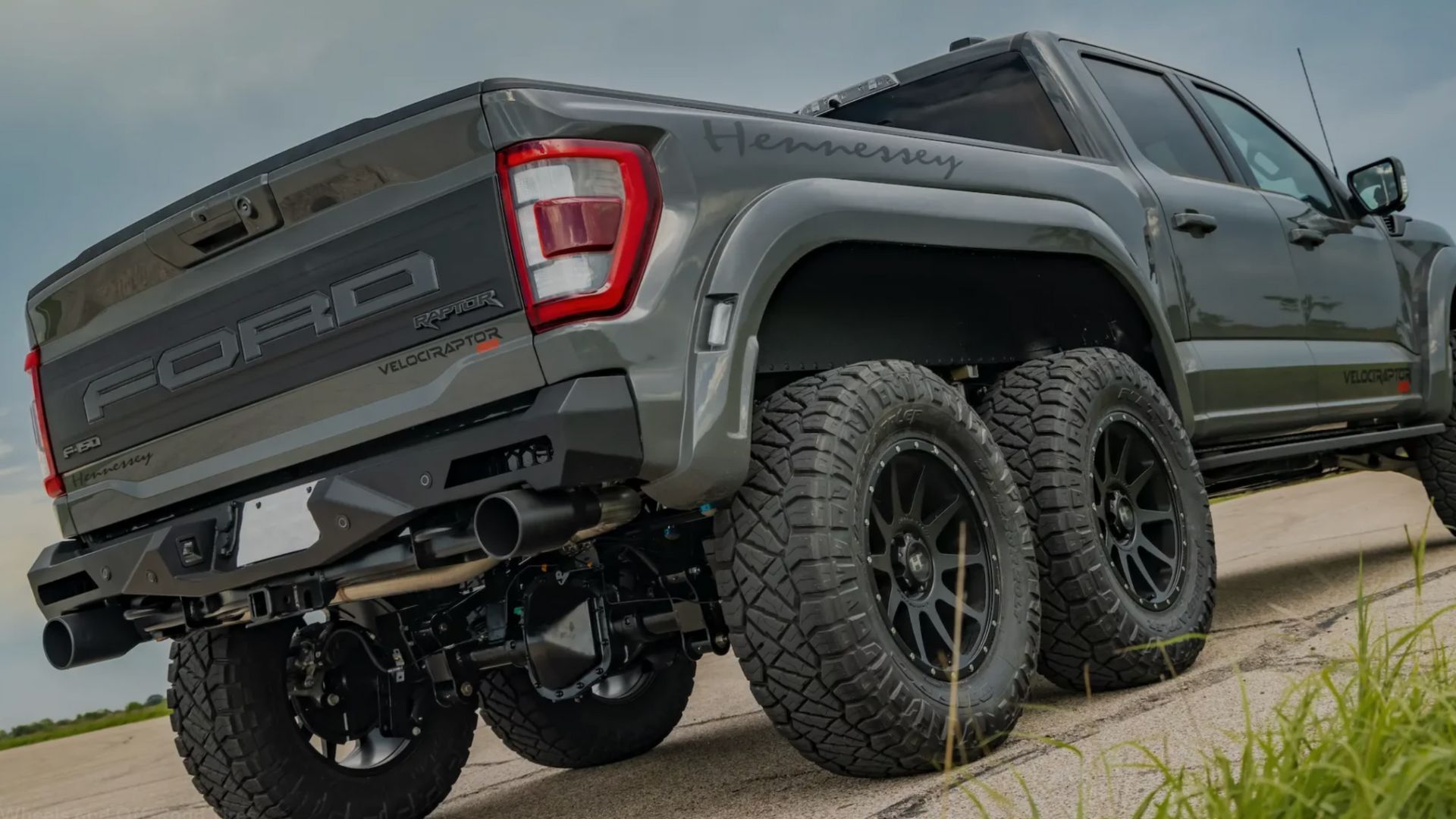 Transforming An F-150 Raptor R Into A Half Million Dollar Hennessey ...