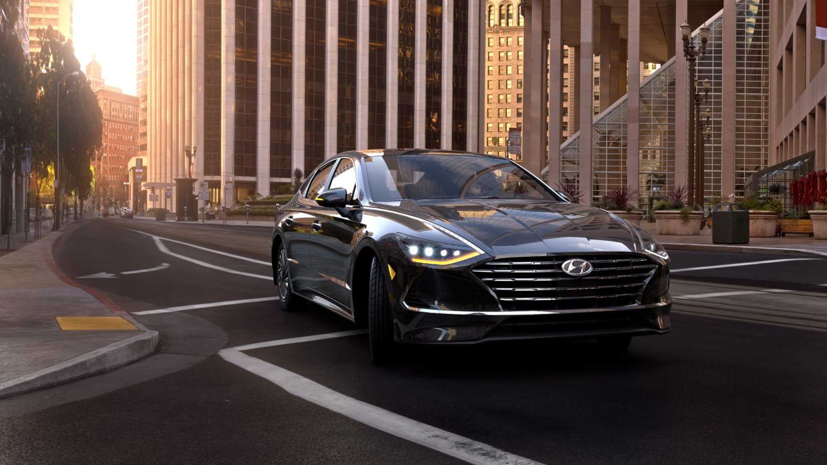 Black 2022 Hyundai Sonata Hybrid