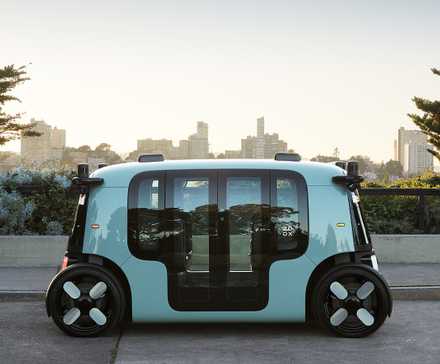 Robotáxi Autônomo Zoox Azul