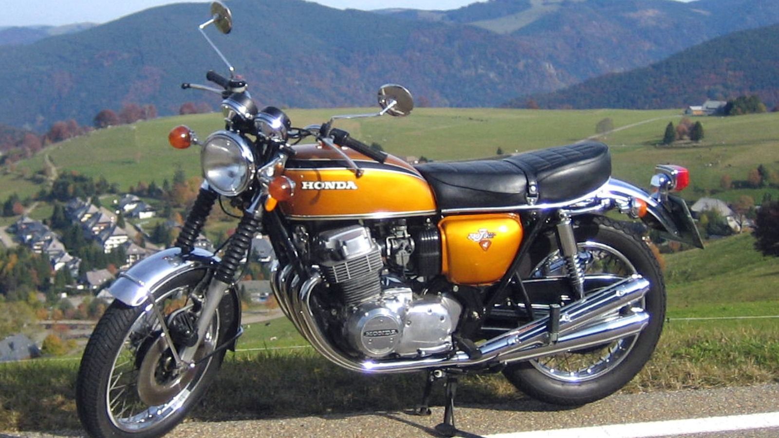 The Real Reason The Honda CB750 Was A Popular Motorcycle In The