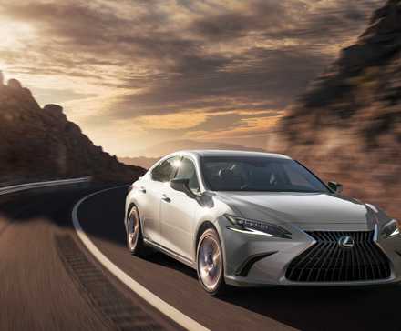 2022 Lexus ES 300 H