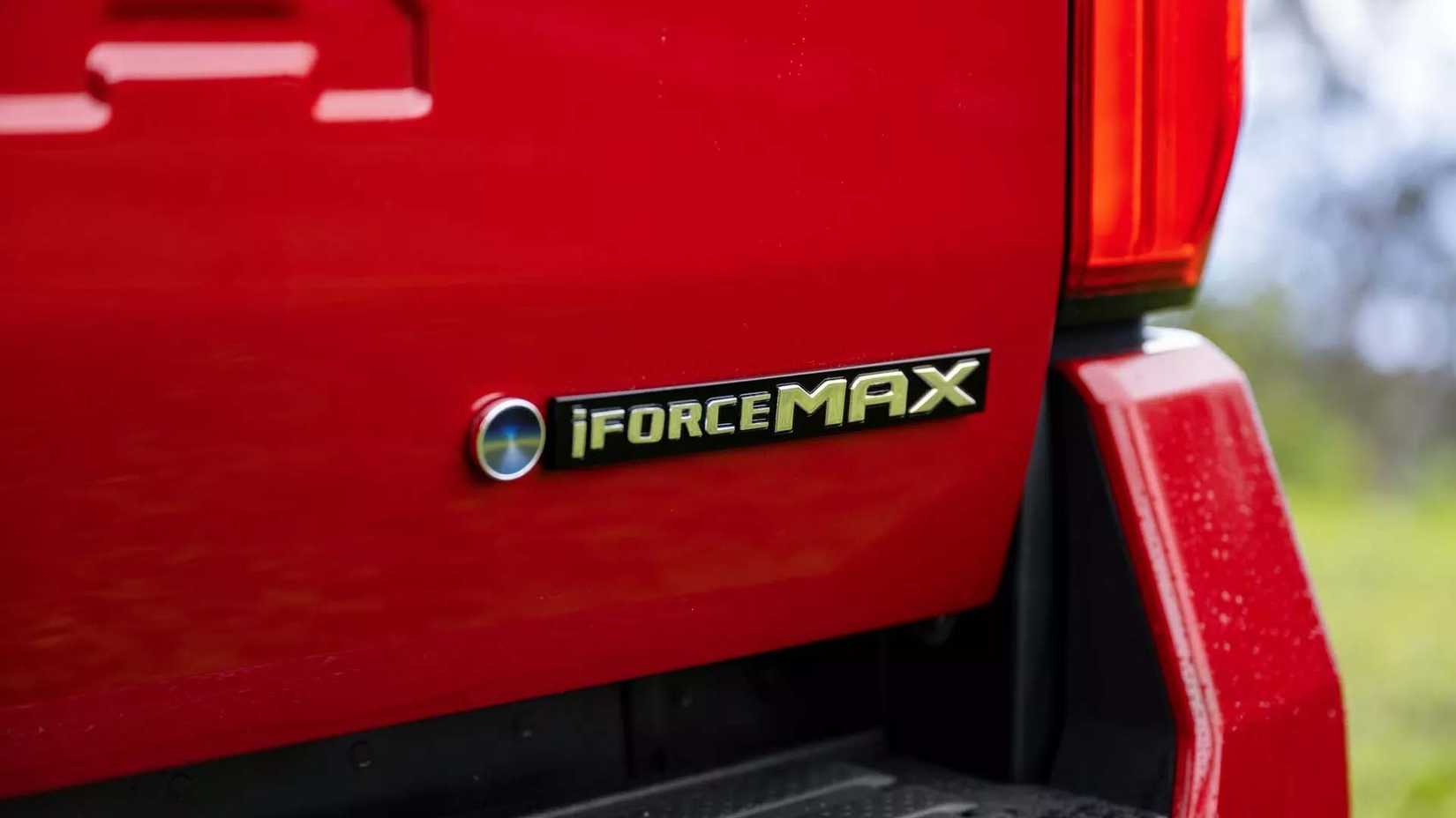 Emblema híbrido Toyota Tacoma Limited 2024