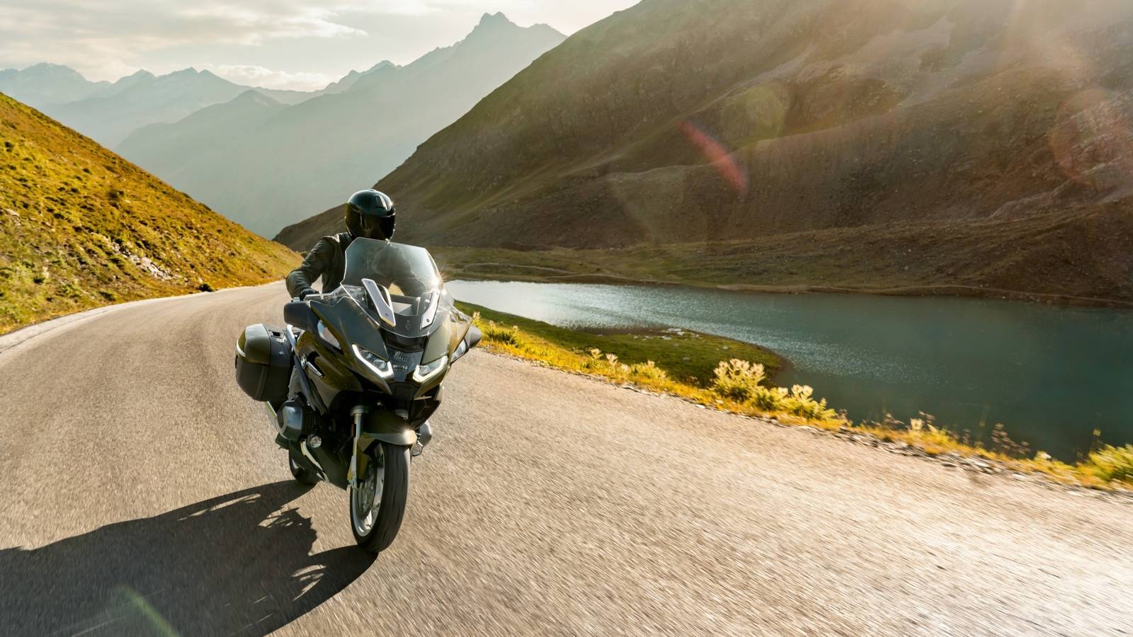 10 Touring Bikes That Balance Fuel Economy And Good Performance
