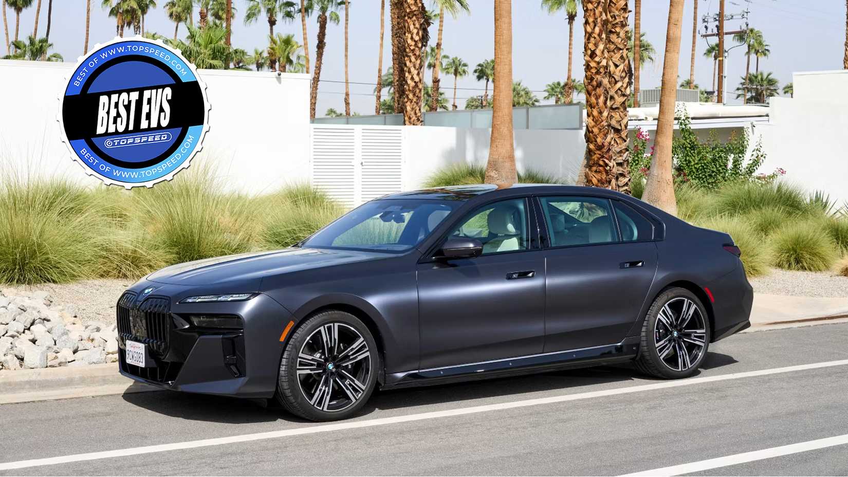 Frozen Deep Grey BMW i7 xDrive60