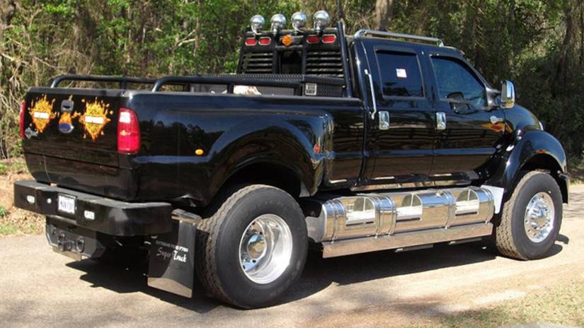 10 Craziest Builds Based On The Ford F-650 Super Duty