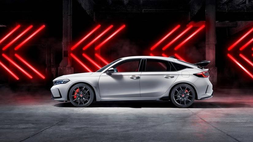 2023 white Honda Civic Type R