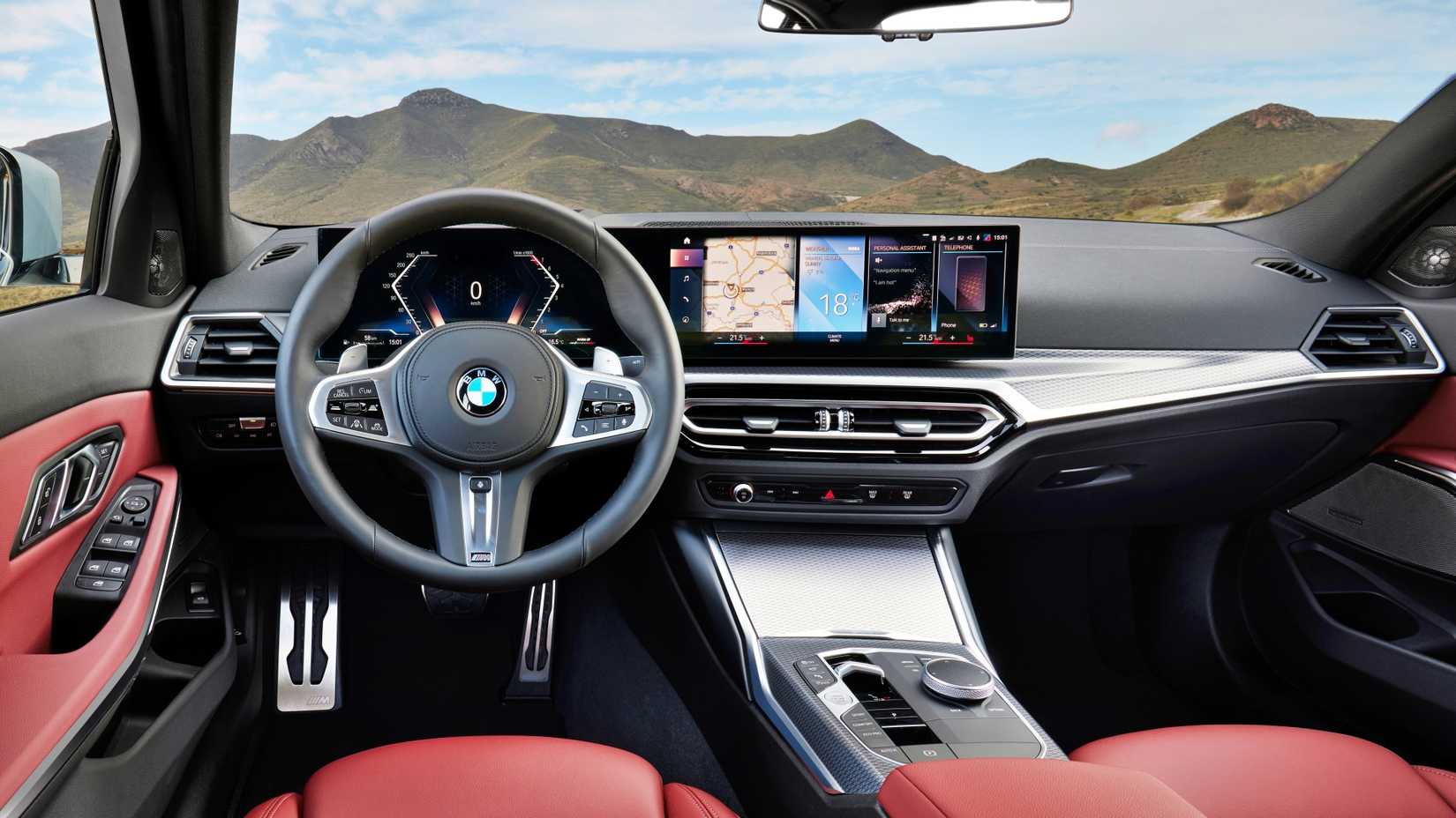2022 BMW 3 Series interior