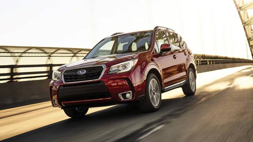 10 Fastest Compact SUVs, Ranked