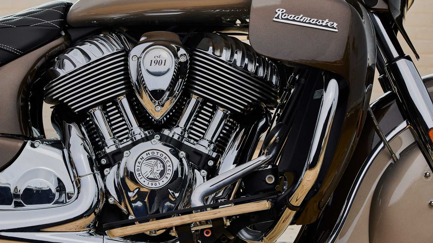 2023 Indian Roadmaster engine close-up detail