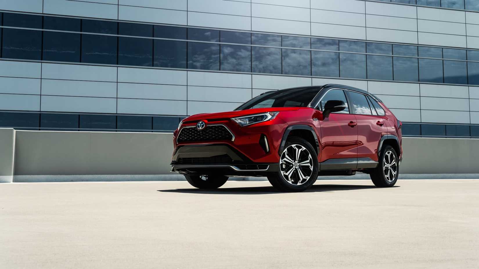 Front 3/4 of 2023 Toyota RAV4 Prime XSE parked