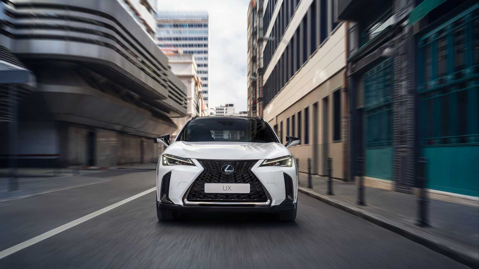 White 2023 Lexus UX 250h2