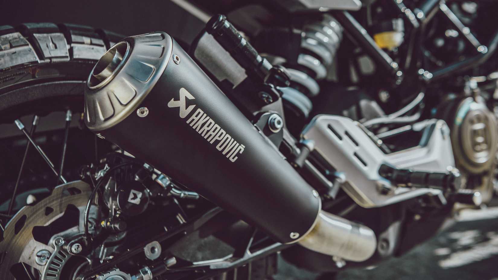 Akrapovič -Slip-on Line