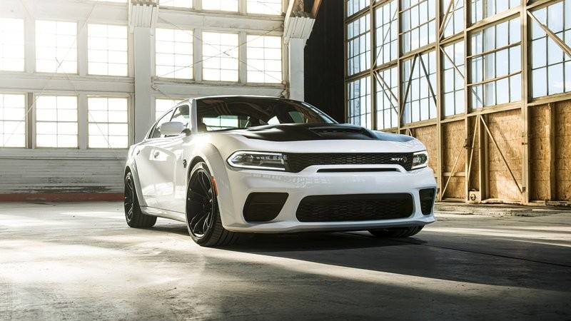 Black and white Dodge Charger SRT Hellcat Redeye Widebody