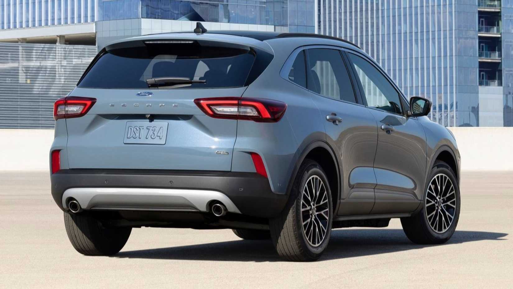 2023 Ford Escape Hybrid Rear 3/4 