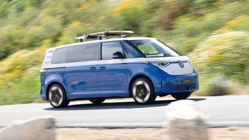 15 Best Electric Three-Row Vehicles