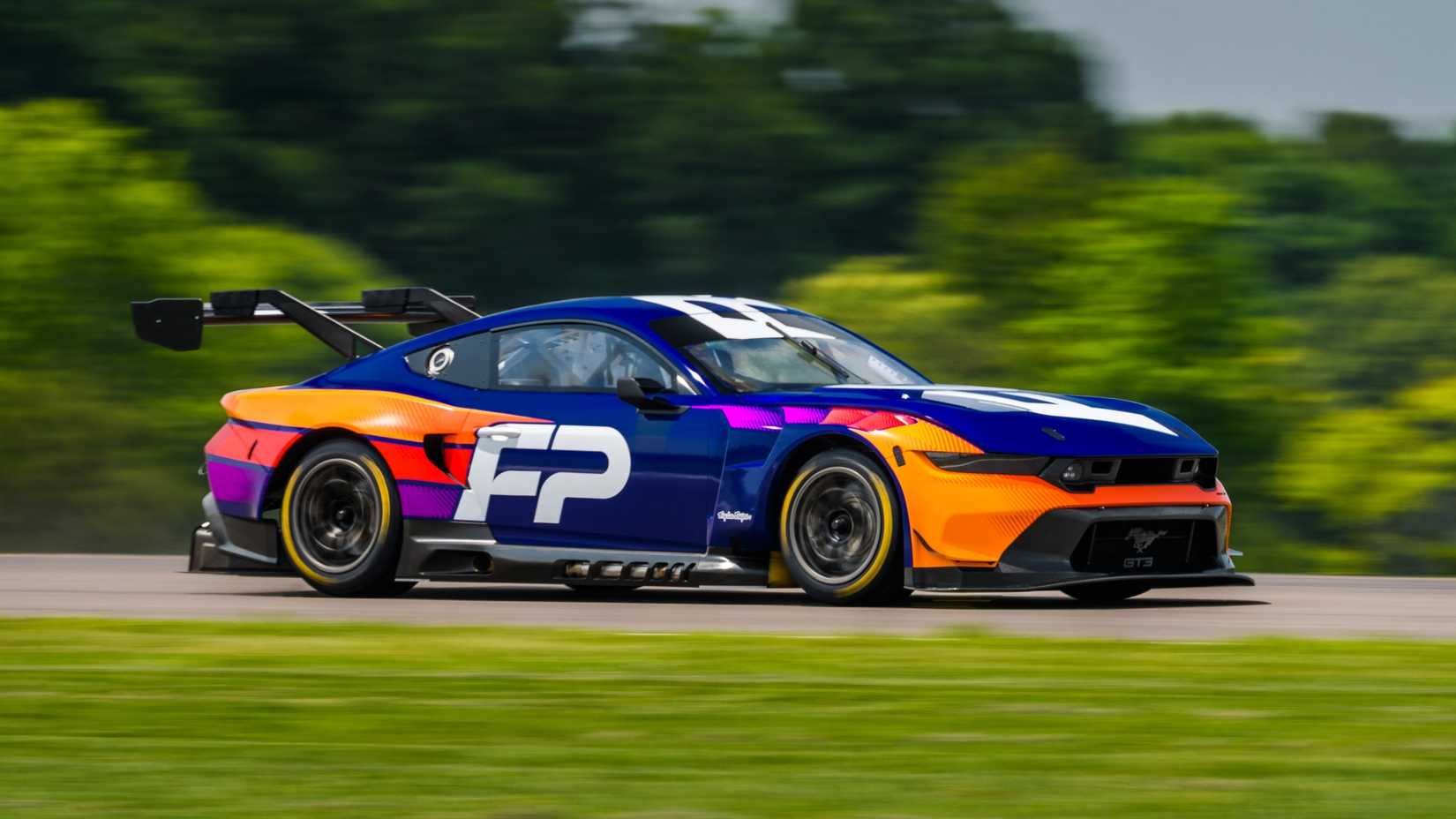 Ford Mustang GT3 2024