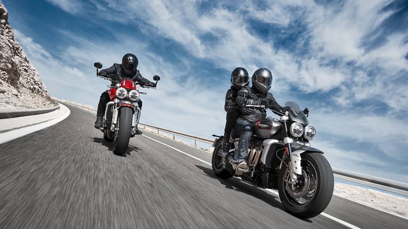 10 Speedy Touring Motorcycles That Can Eat Up A Ford Mustang GT