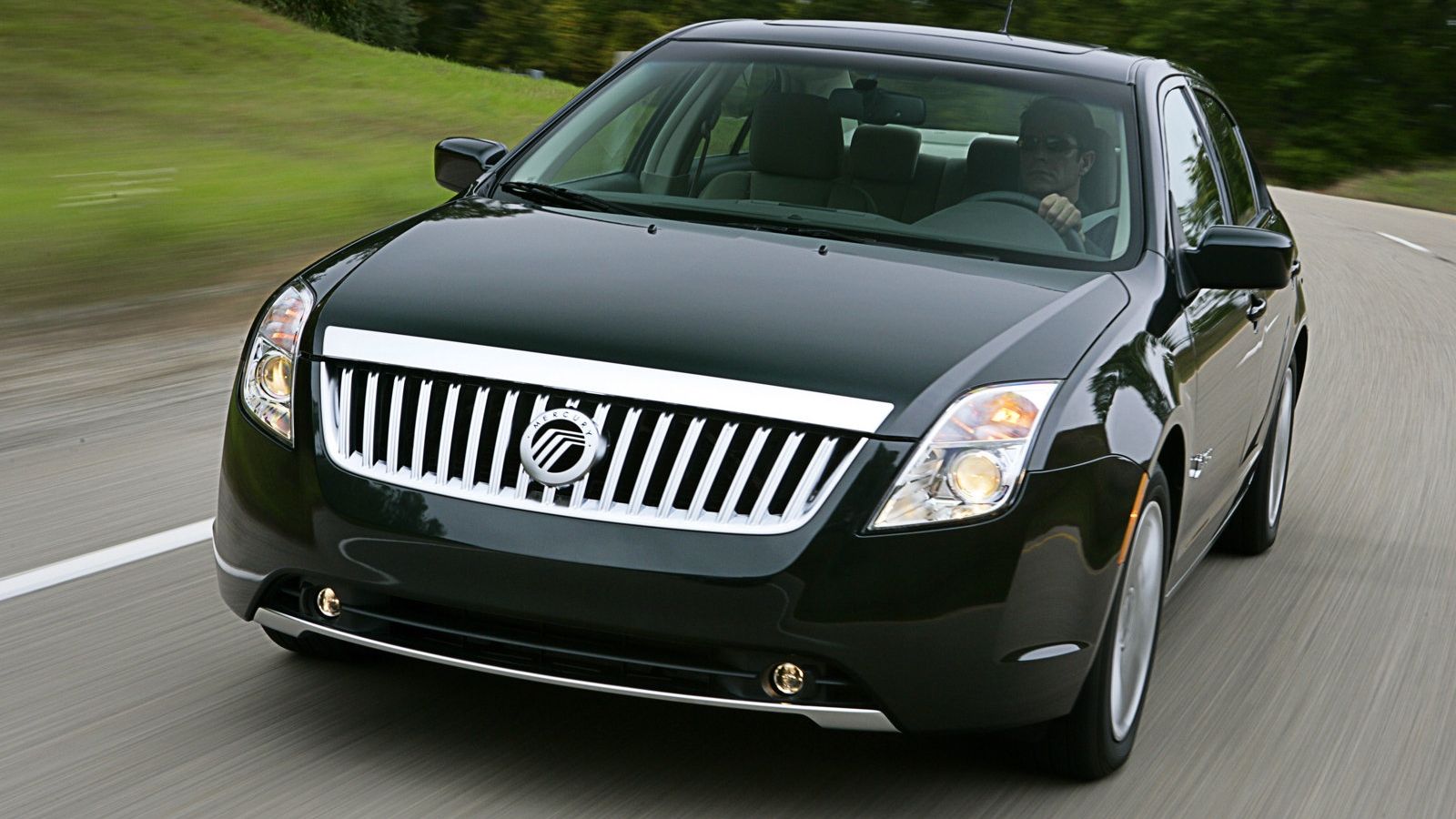 2010 Mercury Milan Hybrid in black