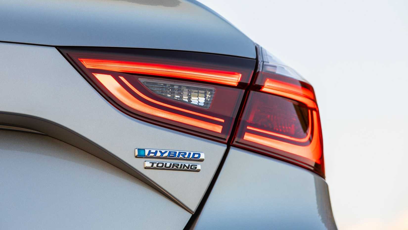 2022 Honda Insight Touring 