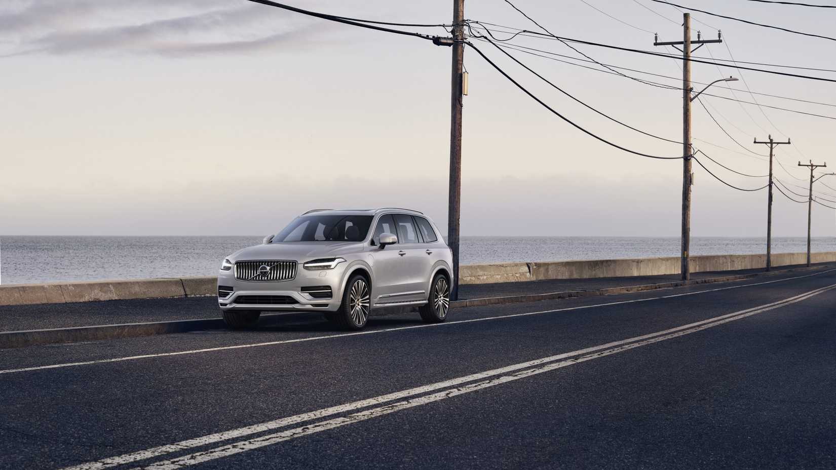 2023 Volvo XC90 Recharge on a bridge
