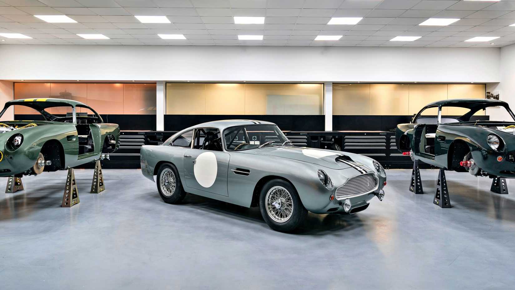 Aston Martin DB4 GT Continued 