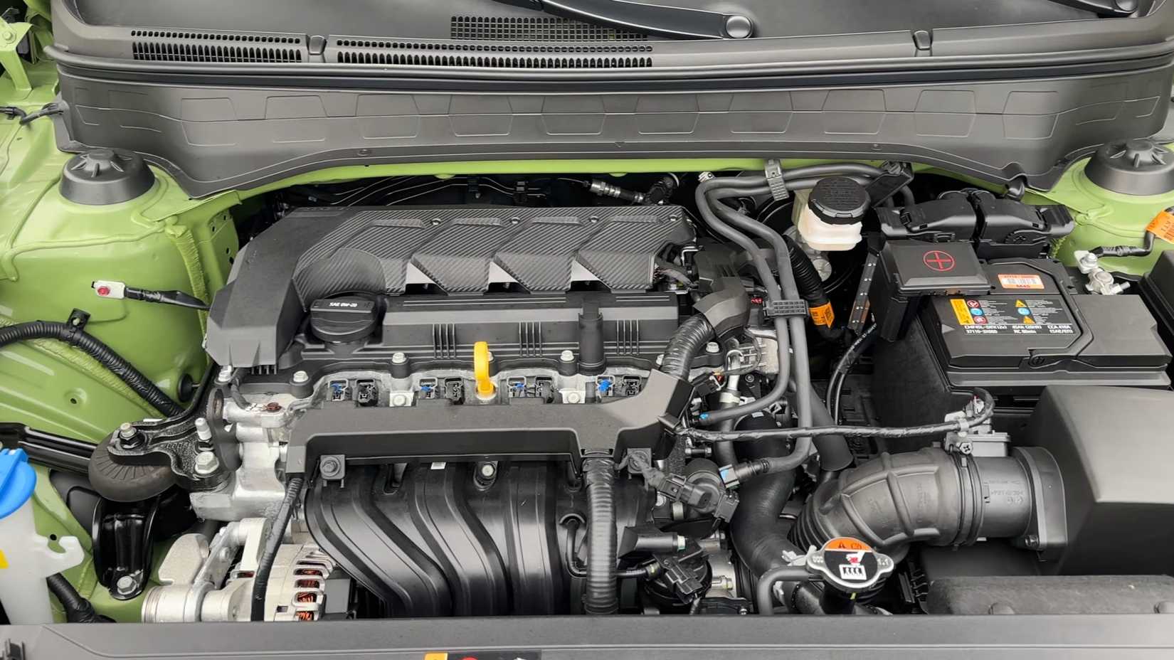 Green 2024 Hyundai Venue SE engine