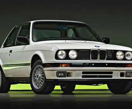 BMW 325i Coupé branco 1989