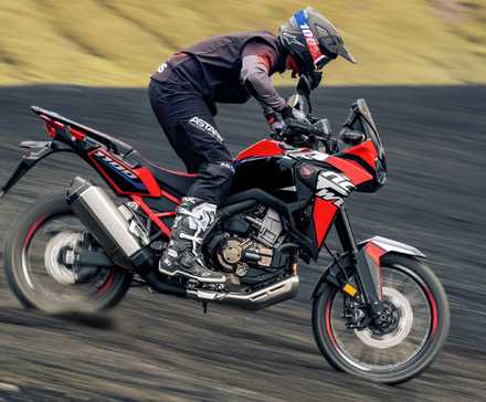Honda Africa Twin CRF1100 Ação
