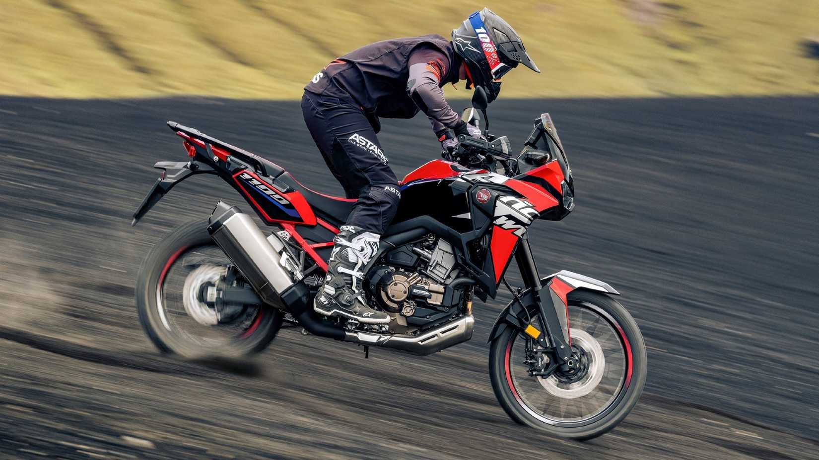 Honda Africa Twin CRF1100 Ação