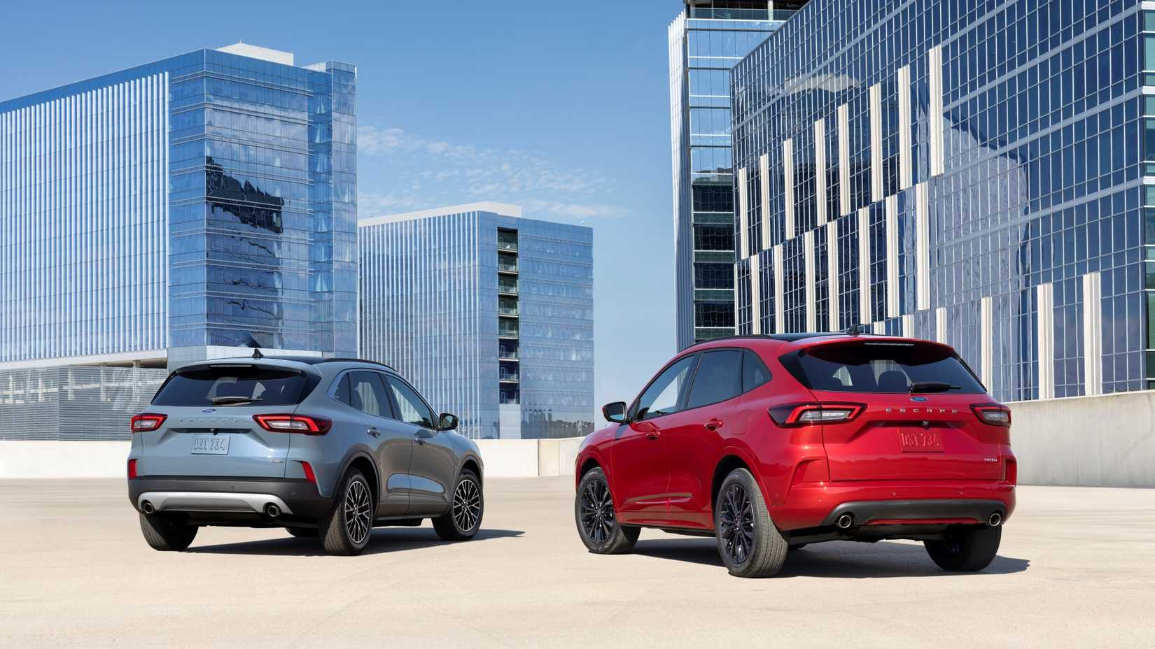 2023 Ford Escape Plug-In Hybrid and Ford Escape ST-Line Elite 