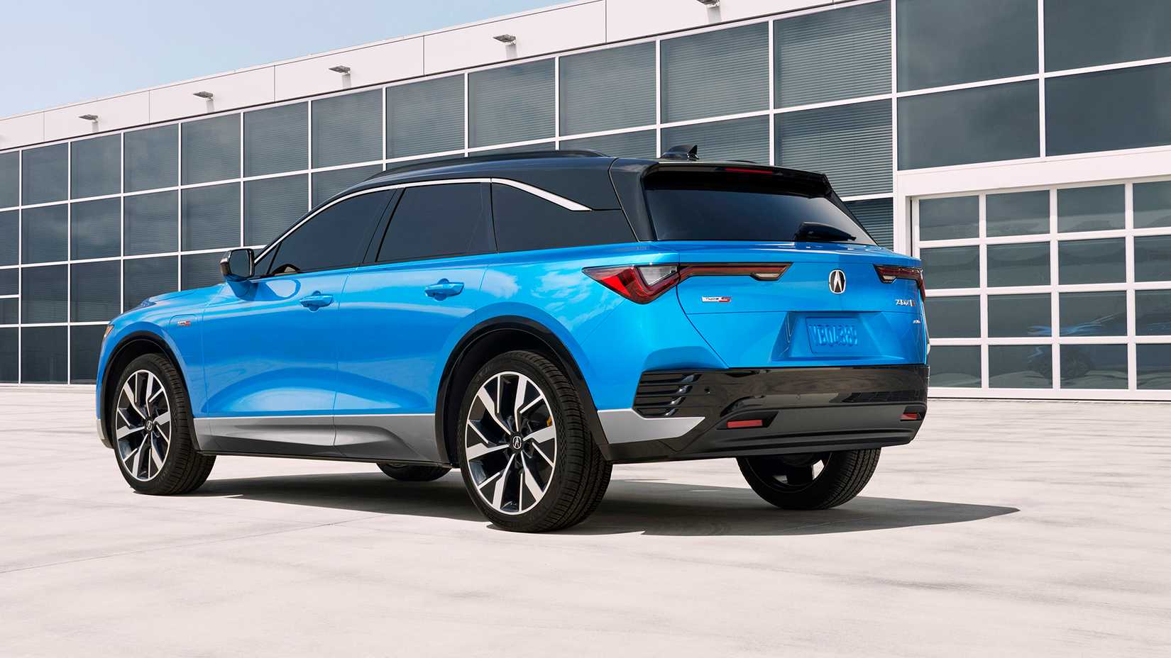 Acura ZDX Or Cadillac Lyriq? 5 Reasons To Choose Each
