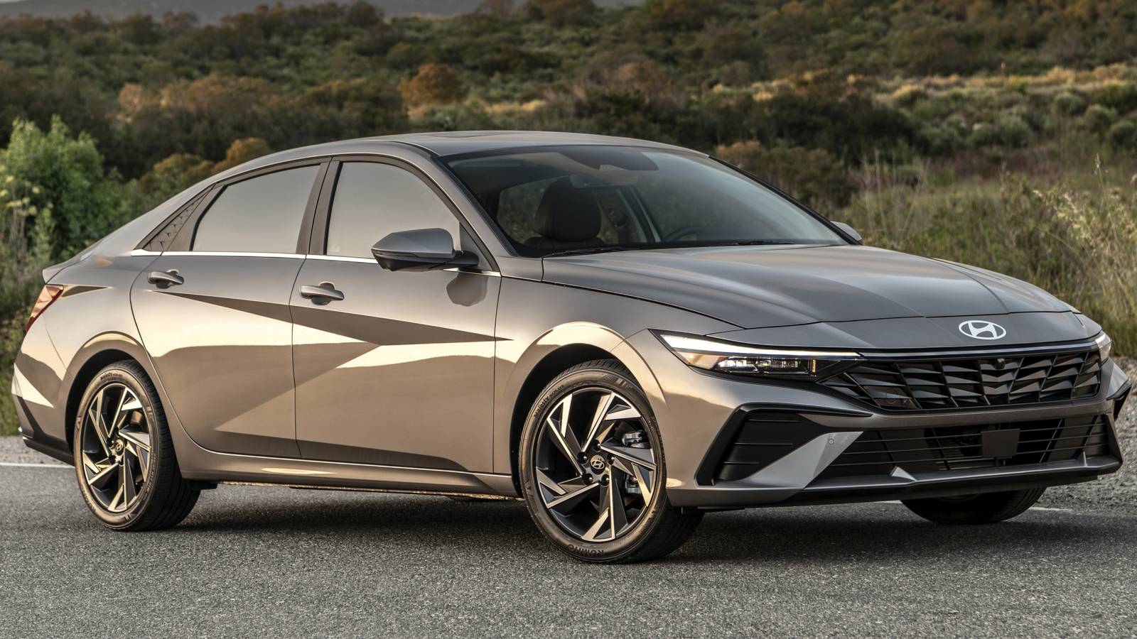 2024 Hyundai Elantra: Everything You Need To Know