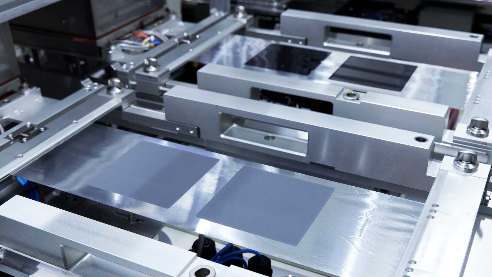 Criação de bateria de estado sólido Nissan