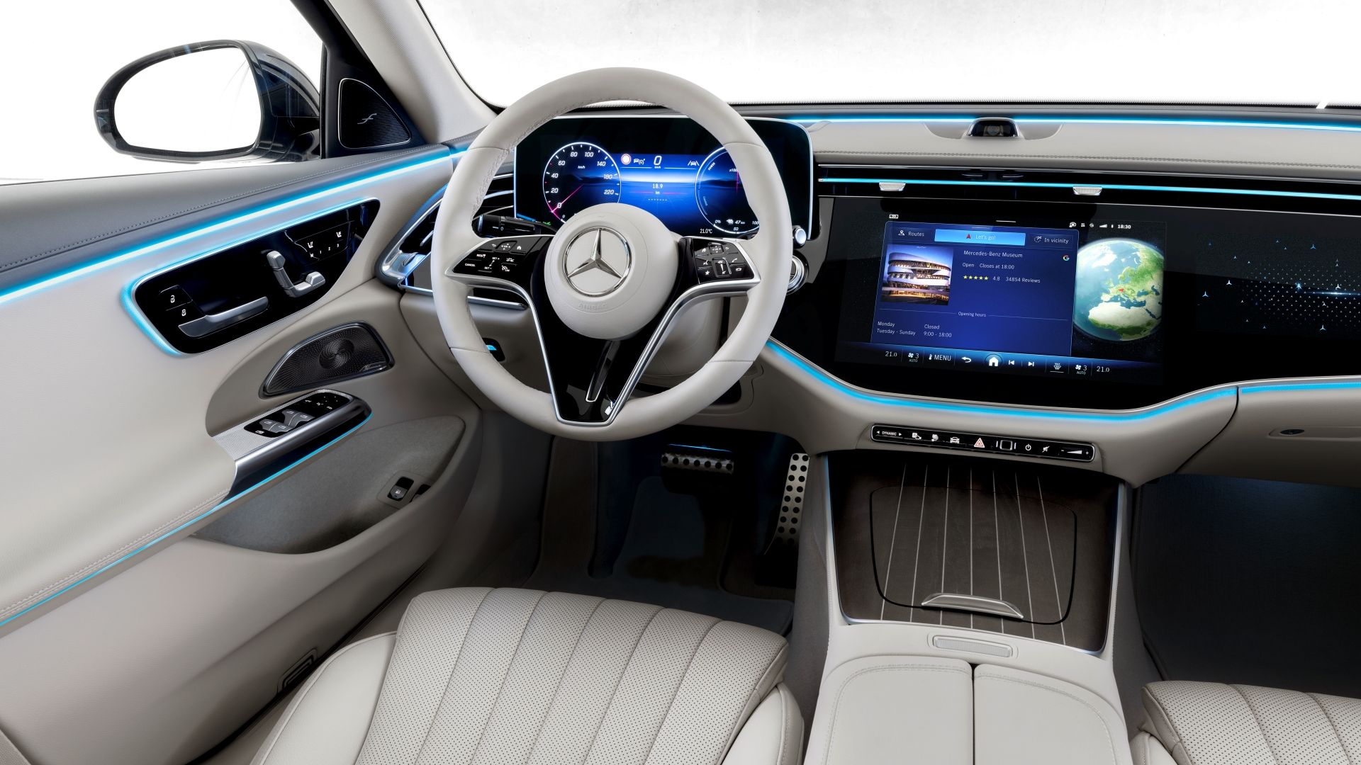 Uma foto do painel do Mercedes-Benz Classe E 2024