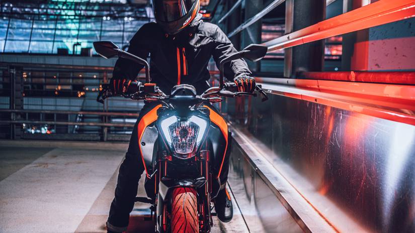 10 Things That Make The KTM 200 Duke Stand Out