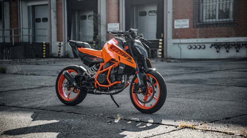 KTM 390 Duke Accessorized 