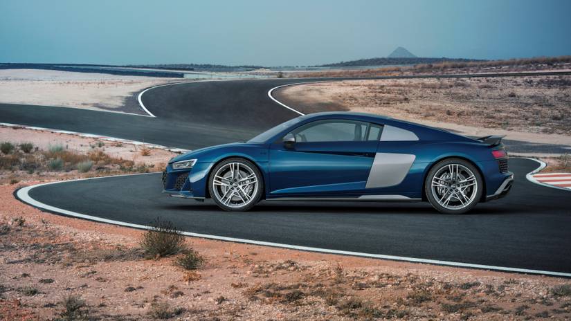 Here's What Really Makes The Audi R8 V10 Special