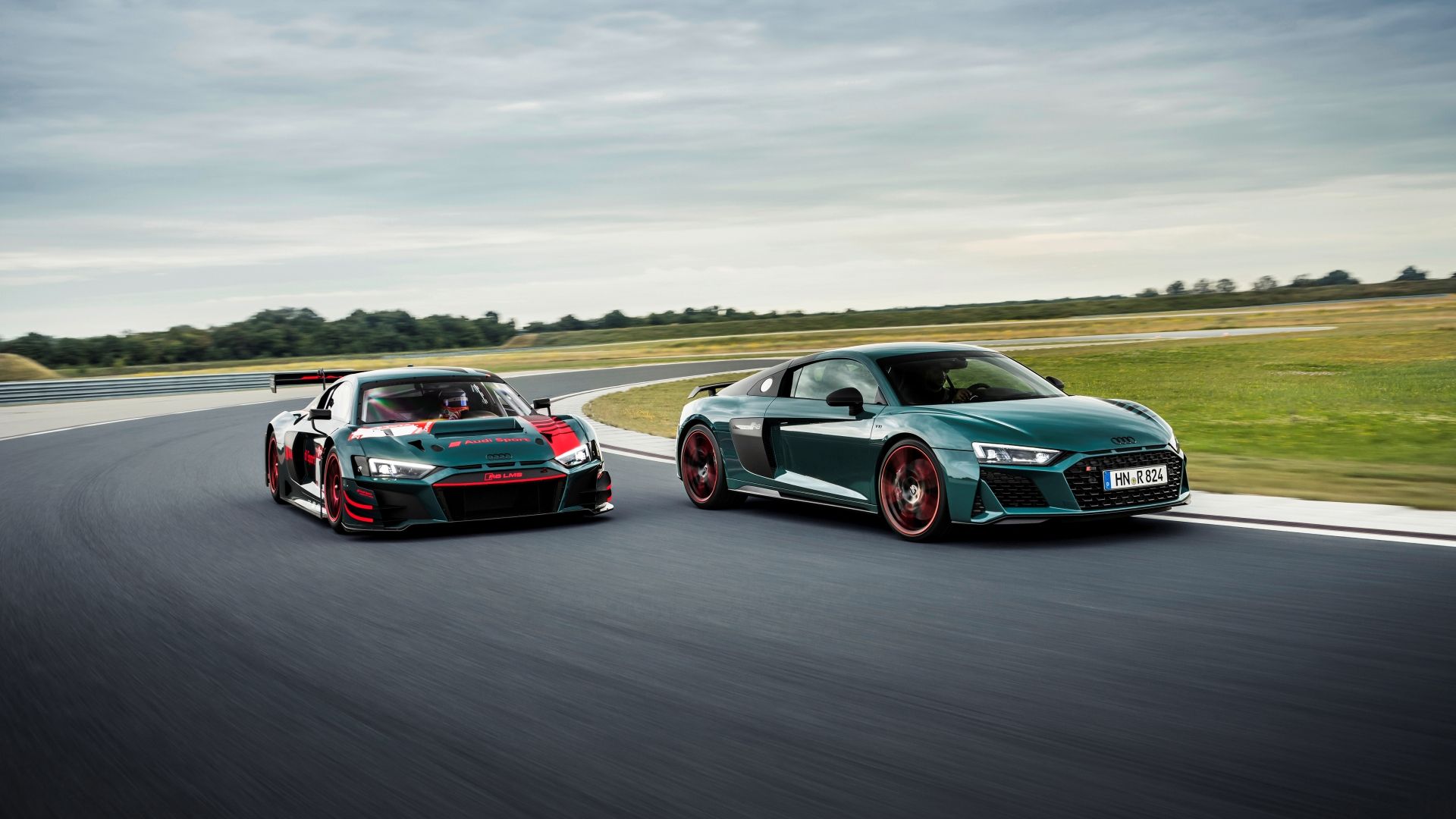 Here's What Really Makes The Audi R8 V10 Special