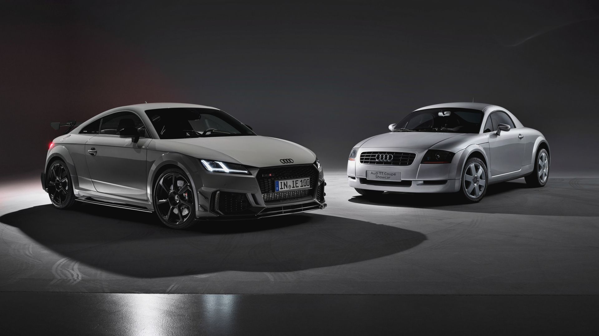 Gray and silver Audi TT 25 Year