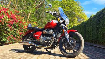 Royal Enfield Super Meteoro 650