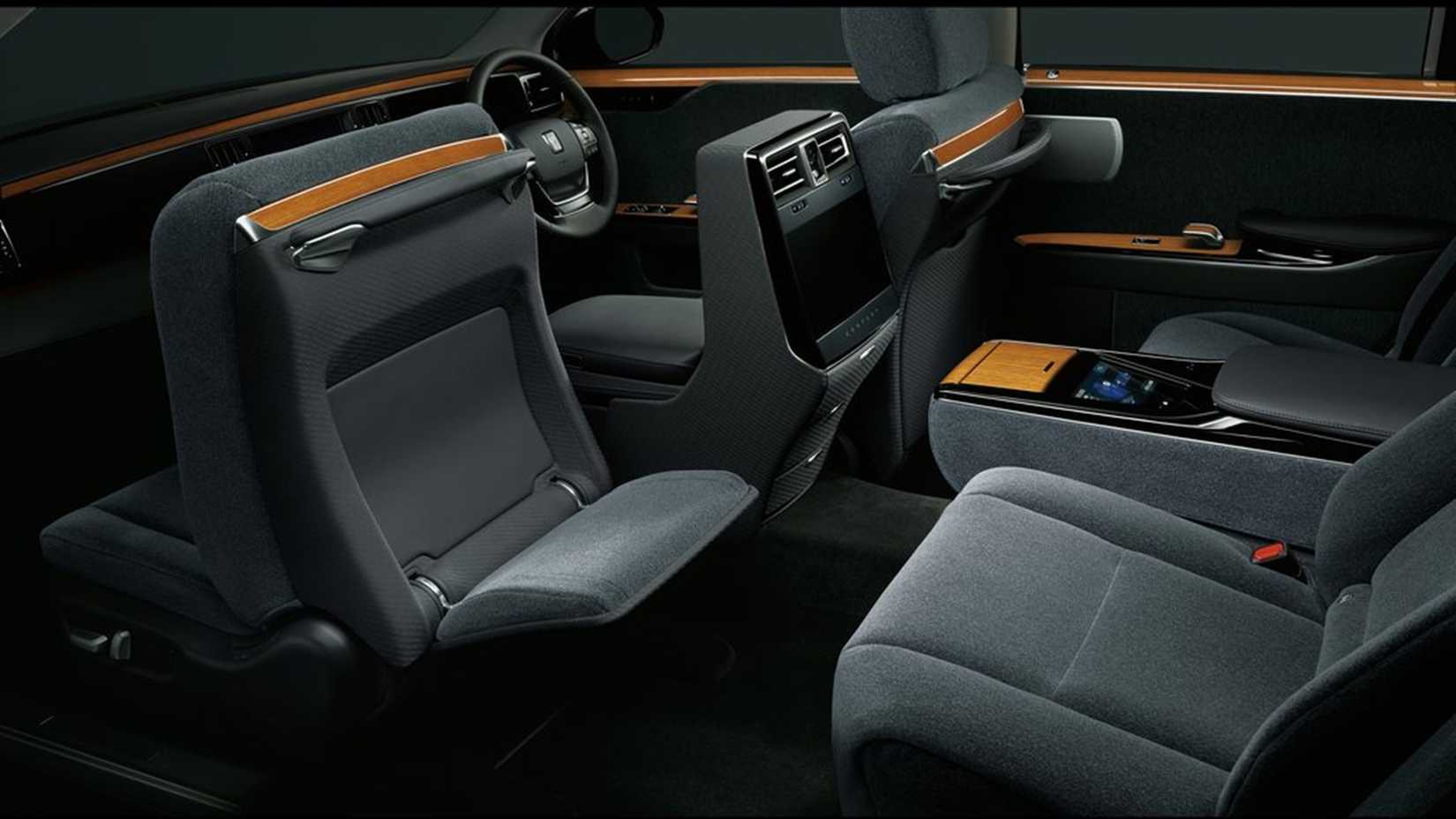 Interior do século Toyota 2018