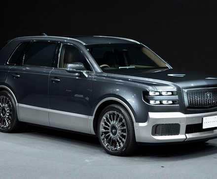 Front 3/4 view of a 2024 Toyota Century SUV