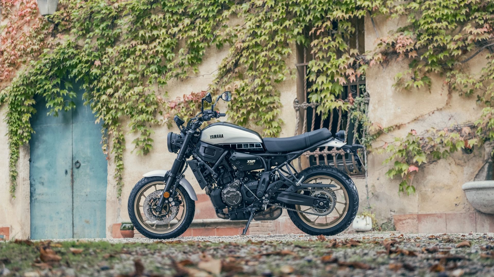 YAMAHA XSR700 サービスマニュアル 2022 RM41 BEE1 Yamaha XSR 700 2022 - Motorcycle specifications, reviews, photos