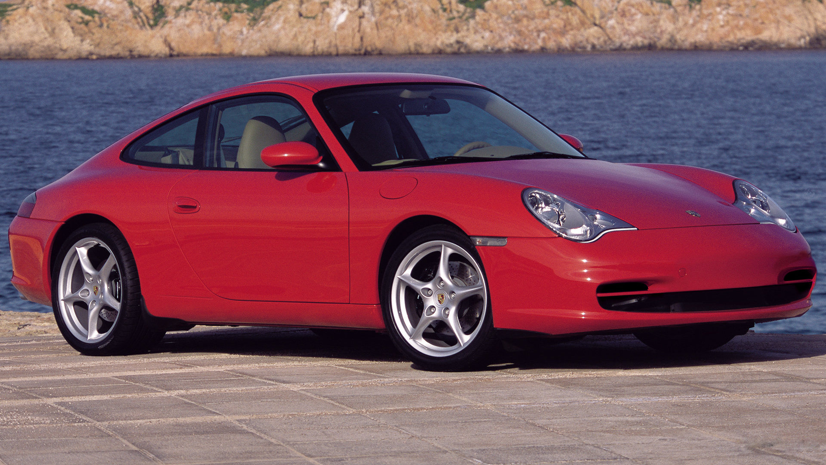 A front 3/4 shot of a 2002 Porsche 911 Carrera 