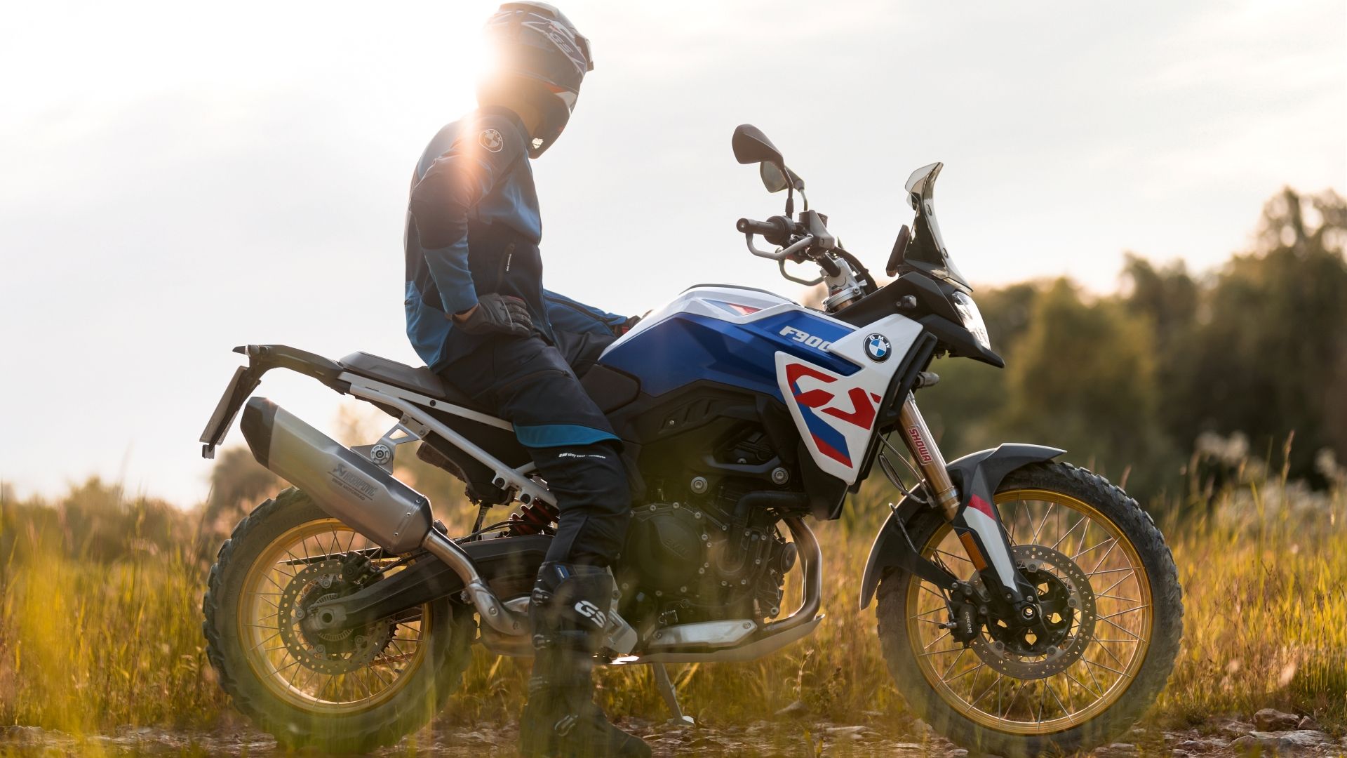 어드벤처 바이크 쇼다운: BMW F 900 GS vs. 혼다 아프리카 트윈