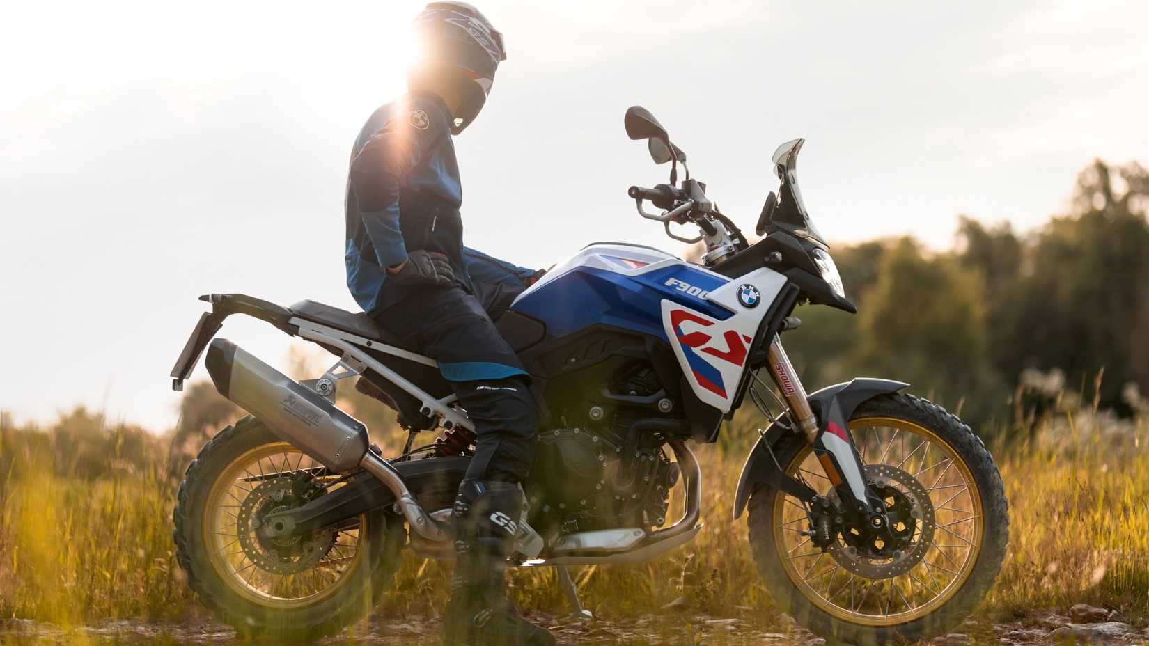 2024 BMW F 900 GS side right exterior shot