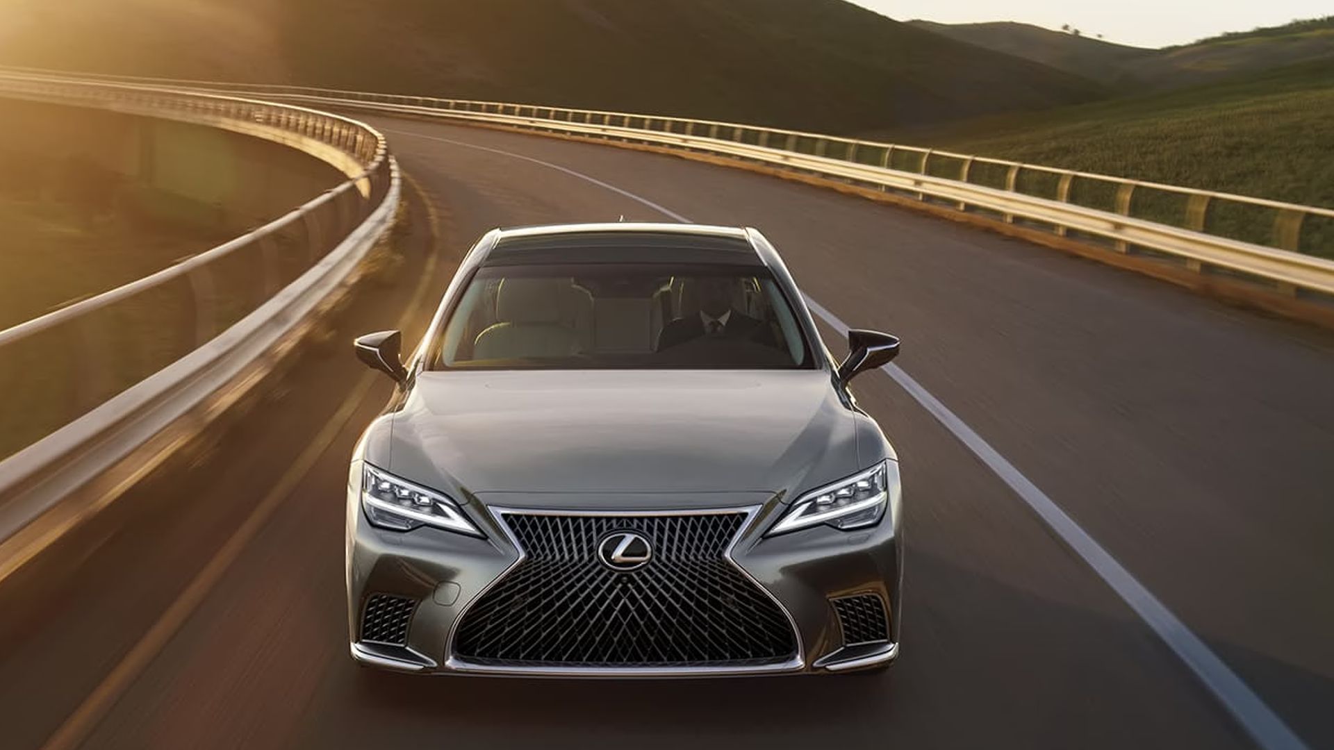 2022 Lexus LS | TopSpeed