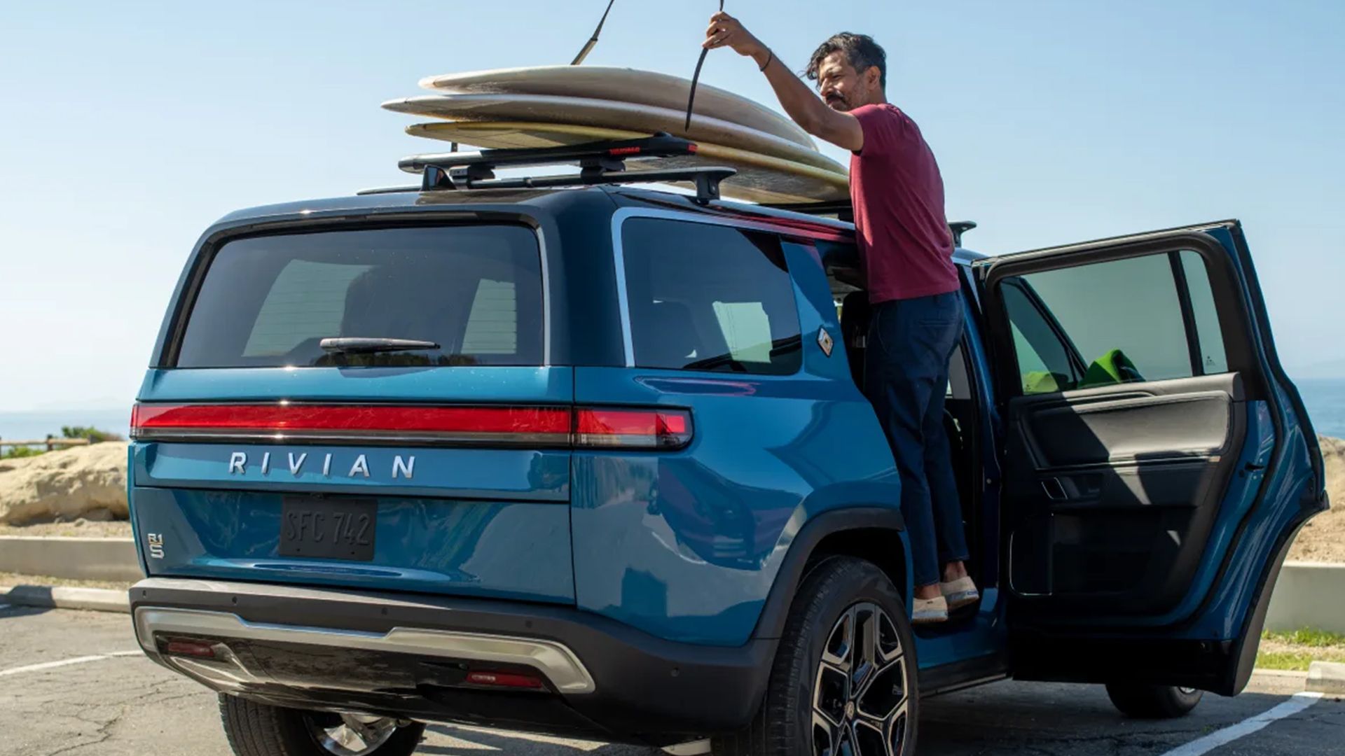 2024 Rivian R1S: A Comprehensive Guide On Features, Specs, And Pricing